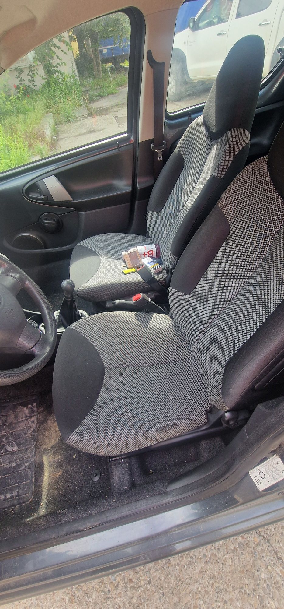 Toyota Aygo 2012 5 uși klima