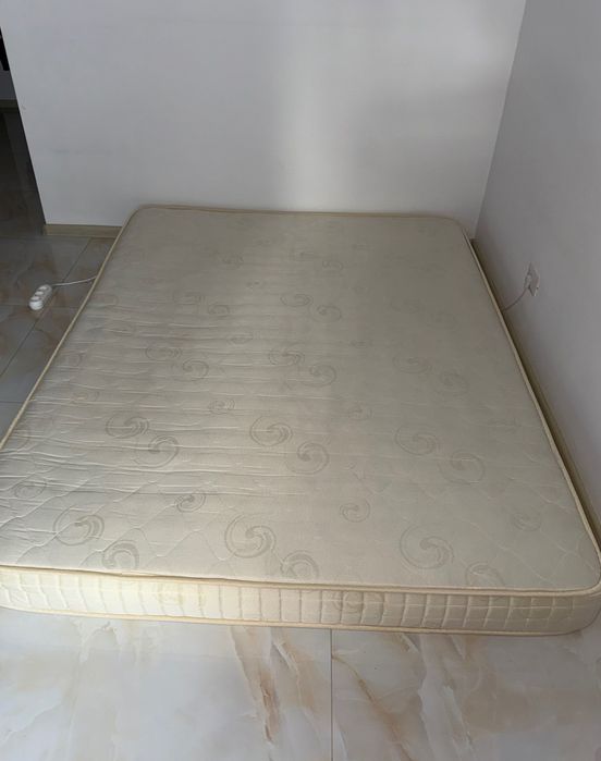 Vand saltea 200x160 cm