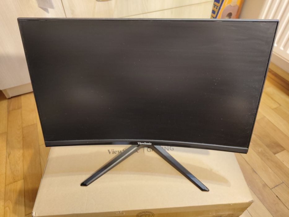 Monitor Gaming curbat