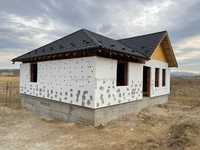 Casa modulara din structura metalica sau lemn