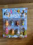 Set cu 8 figurine Bluey, marime Jumbo 10 cm figurina, NOU