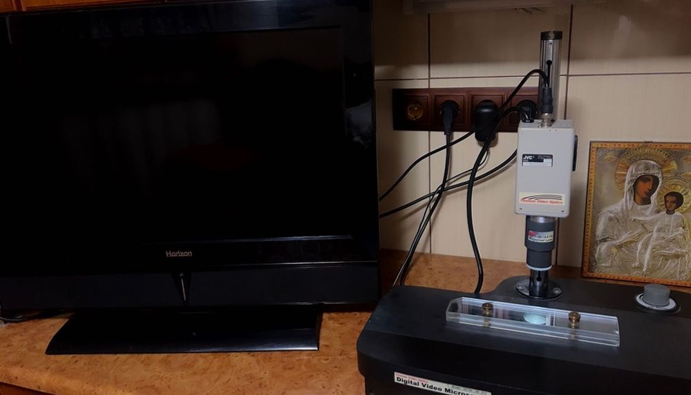 Trichineloscop Profesional – JVC + Sistem Optic Complet