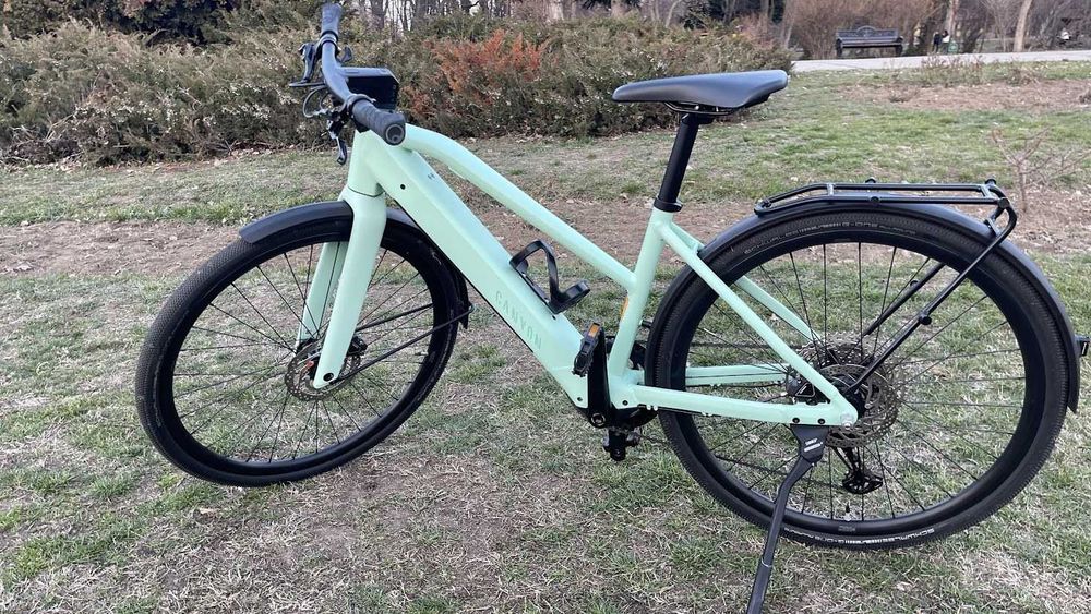 Canyon Commuter:ONfly 7 mid-step, marime S, Motor Fazua