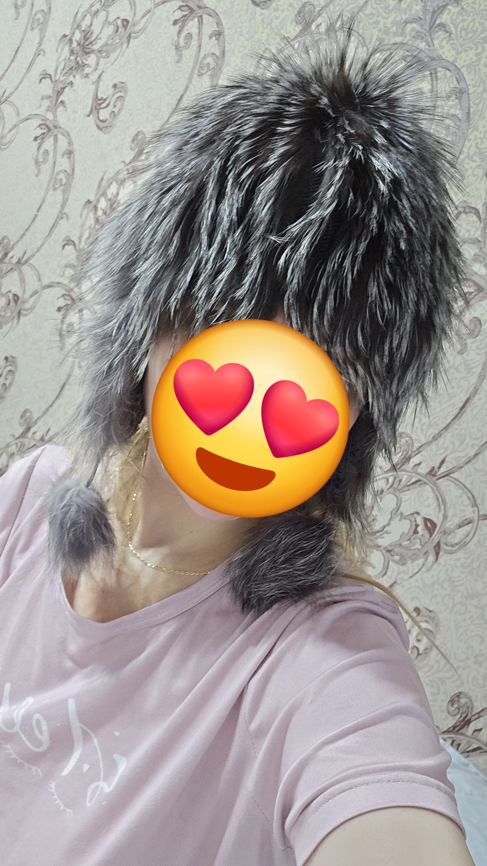 Продам меховую шапку