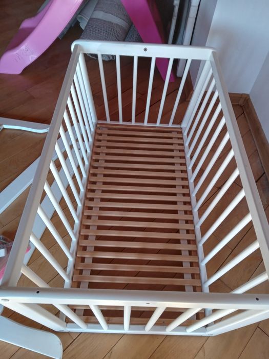 Бебешко легло - кошара с балдахин