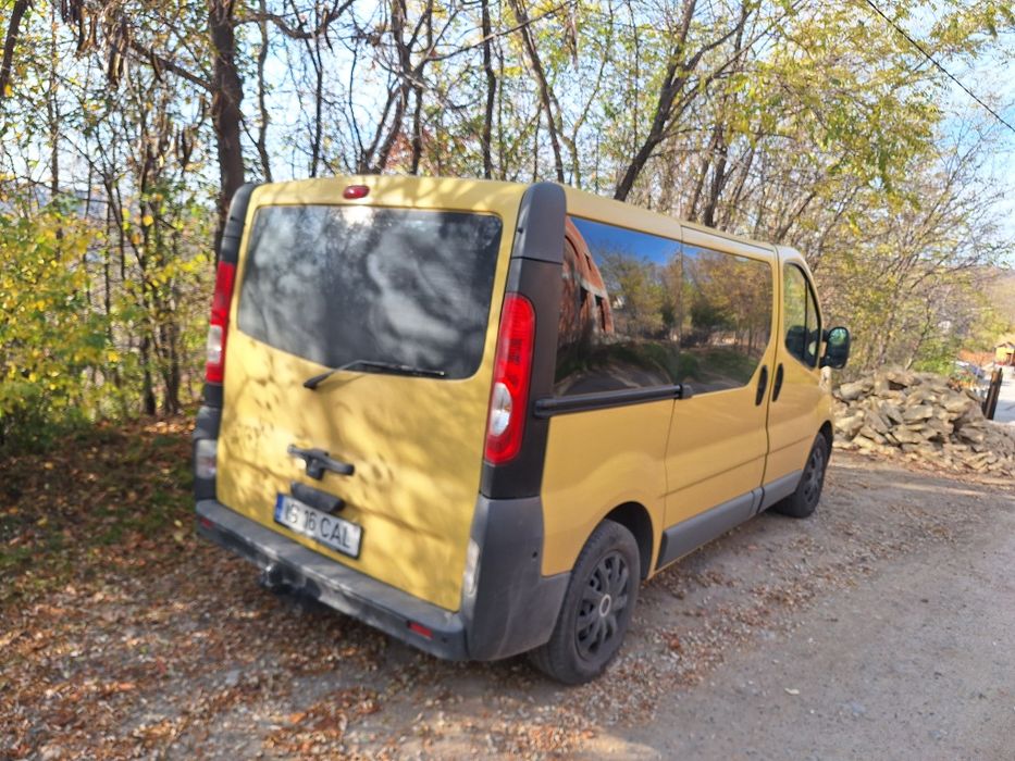 Renault Trafic 2.0d = 8+1 Loc. = Recent Înmatriculat Ro.