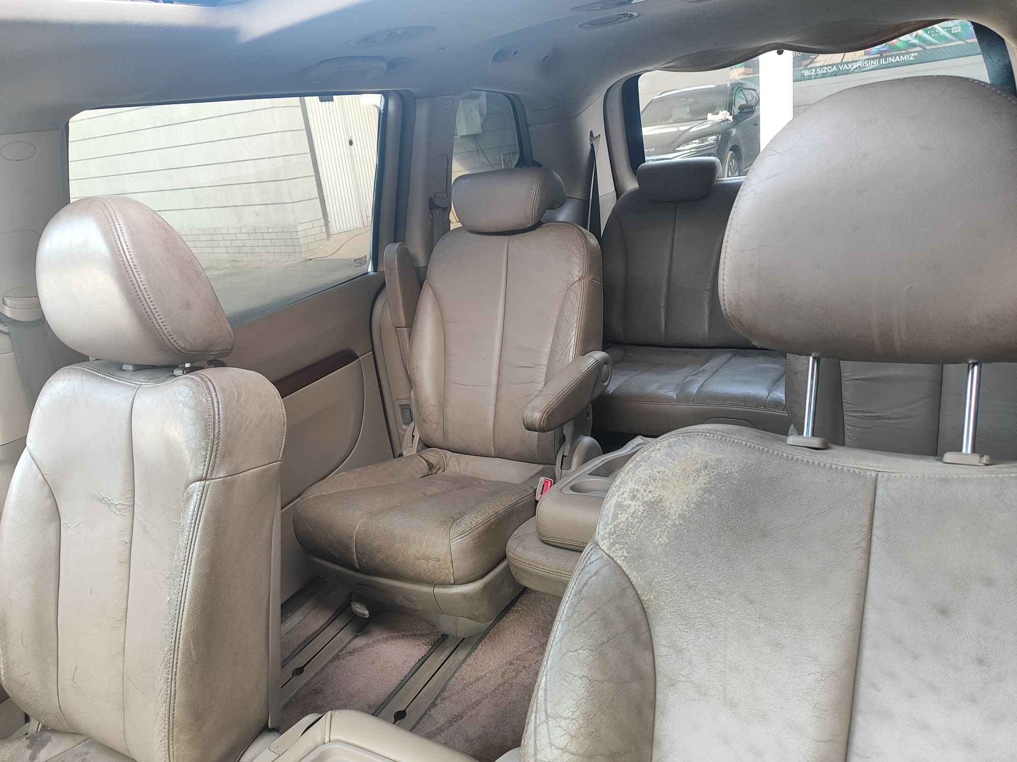 KIA Carnival 2006 yil