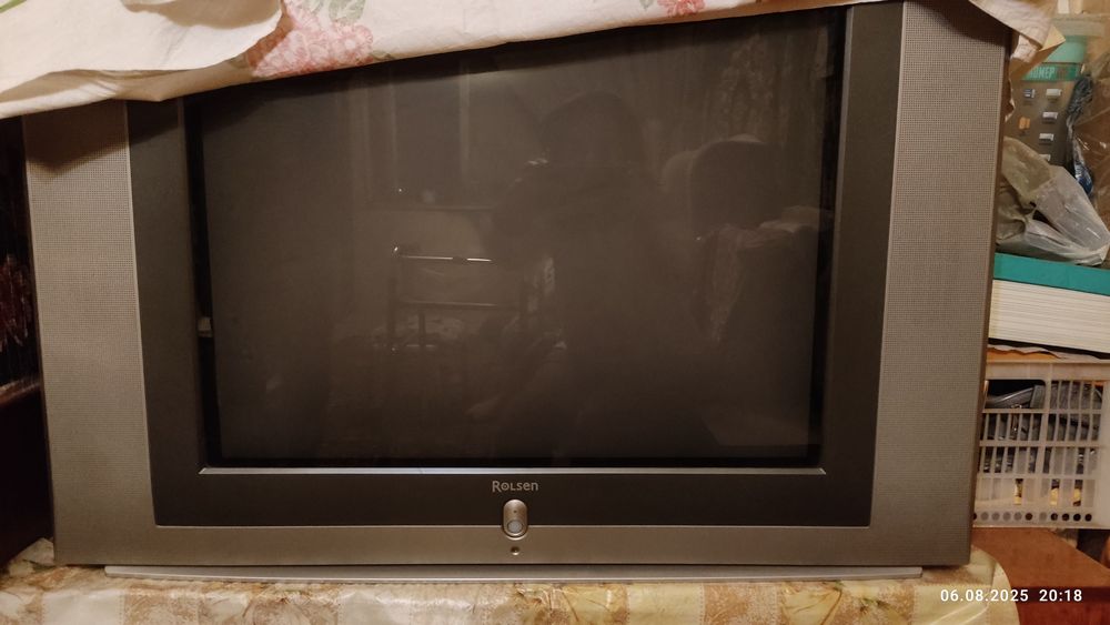 Отдам телевизор беспл.