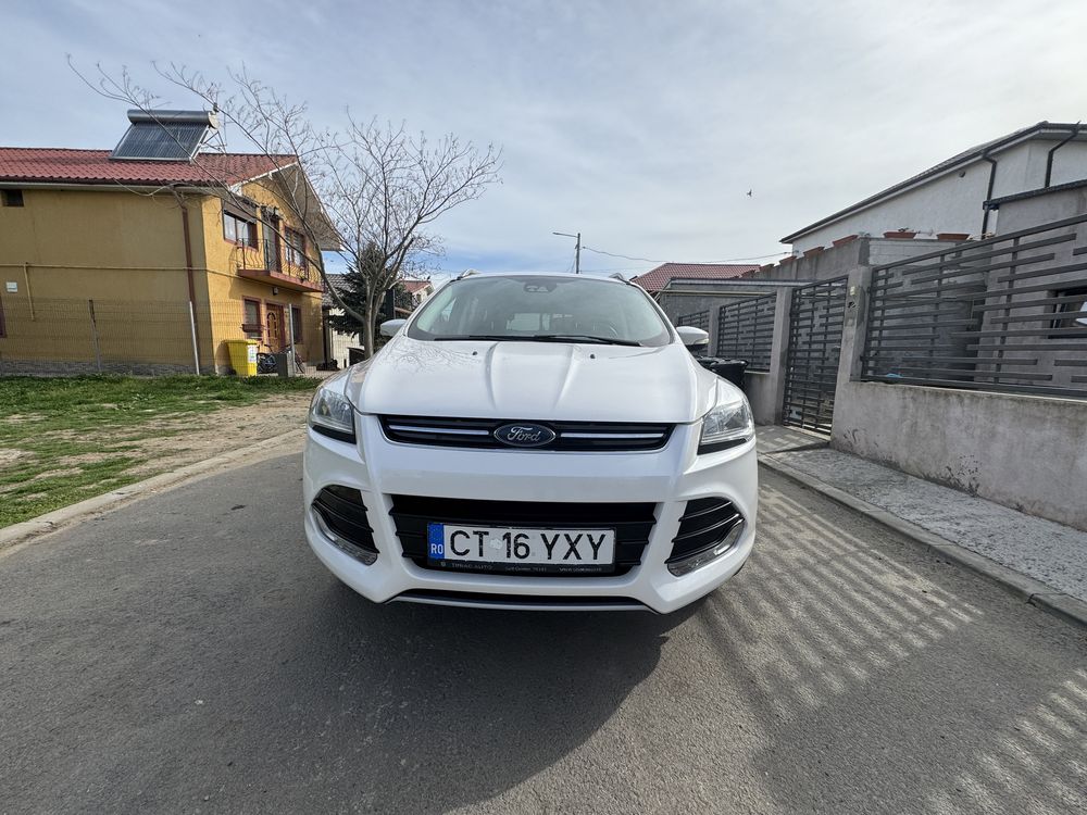 Ford kuga alb perlaechipare titanium 2.0 diesel 180 cp unic proprietar