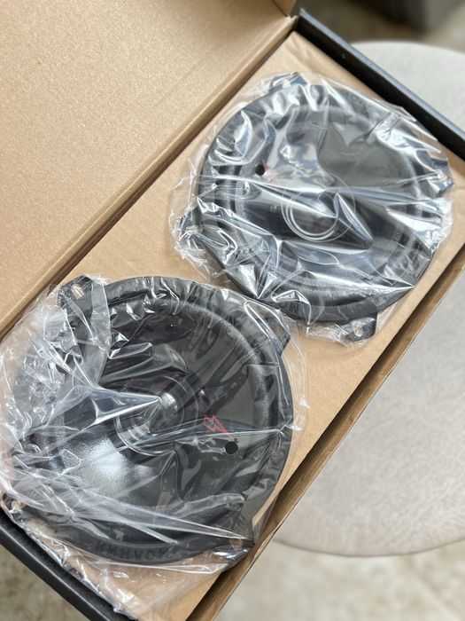 Продам новые колонки