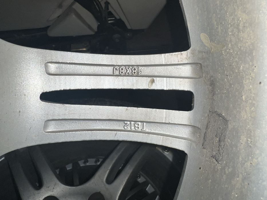 225/45/18 джанти с нови гуми