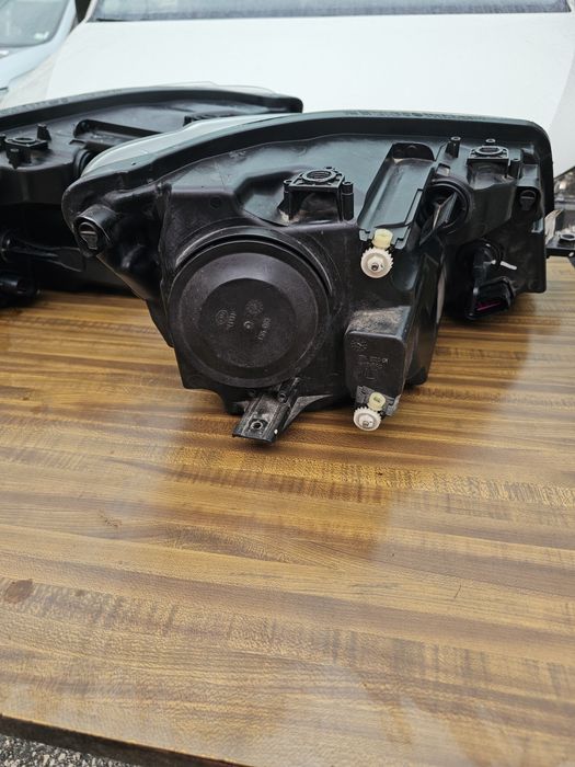 Фарове Фолксваген(Volkswagen) Caddy 2014