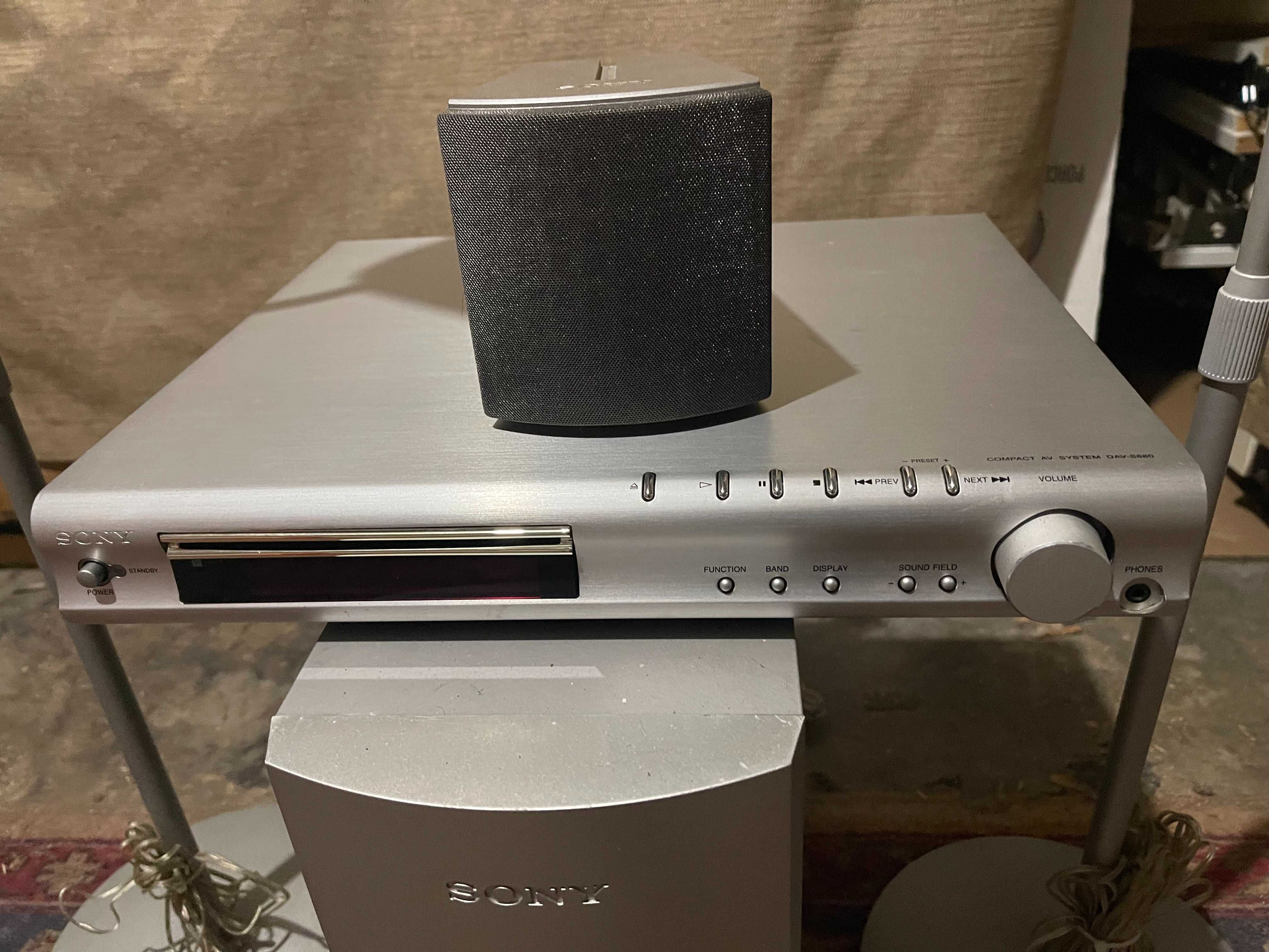 домашно кино SONY HCD-S880