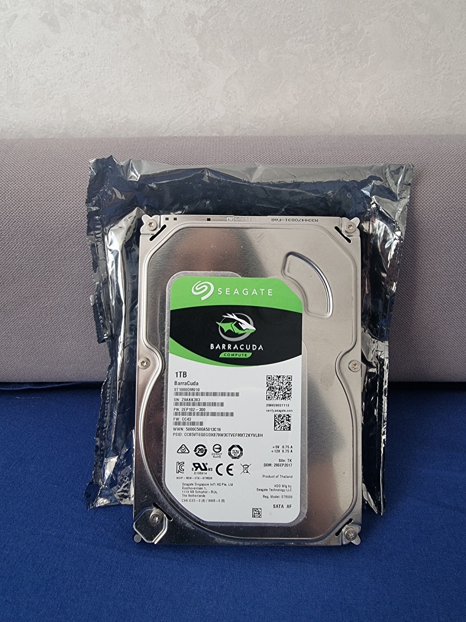 Жесткий диск 1 терабайт Seagate Barracuda