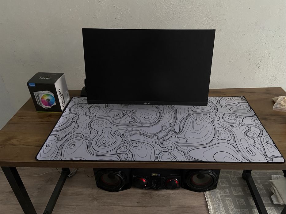 Продается монитор 27 дюйм 165гц в подарок кронштейн коврик башня кулер