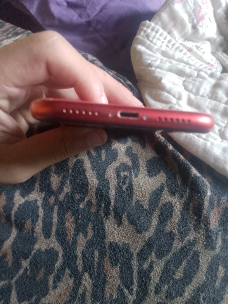 iPhone 11 puțin defect