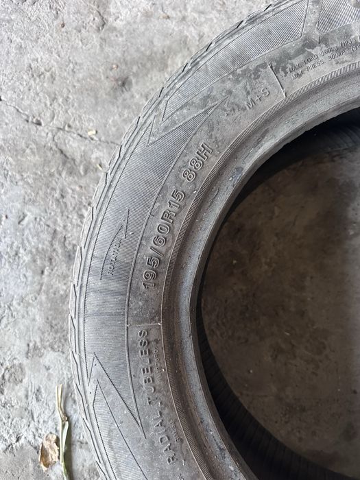 Автошина Сотилади