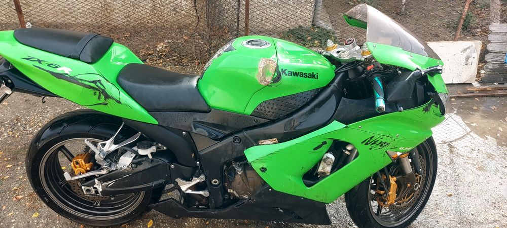 Kawasaki Ninja ZX6-R  636   2005