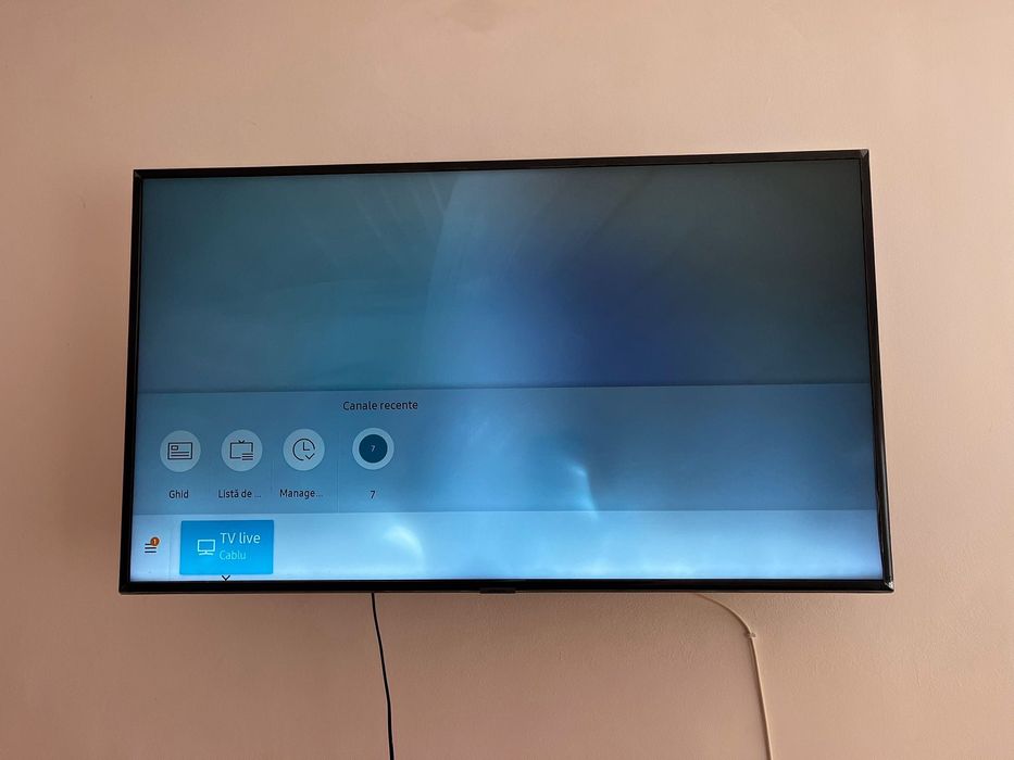 Samsung UHD TV 4K 108 cm