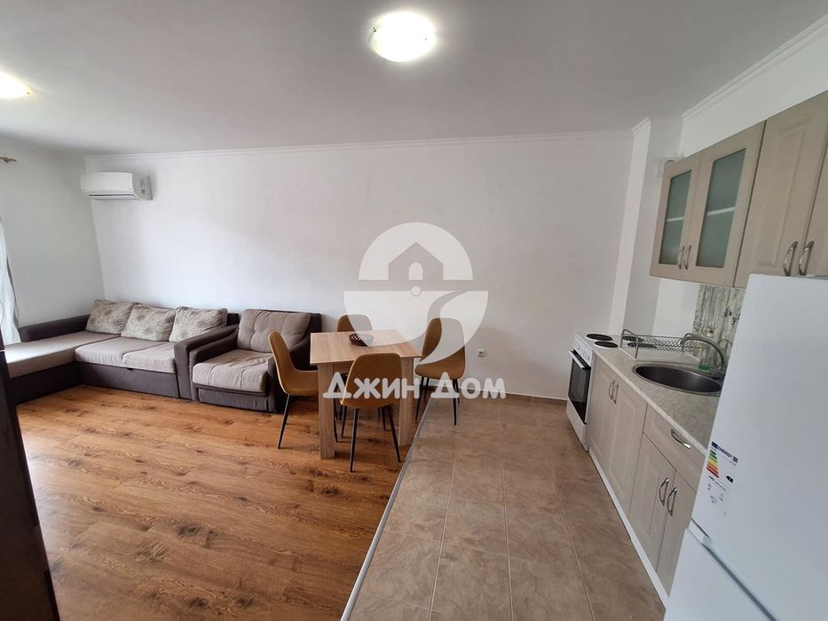 Двустаен апартамент с ГЛЕДКА МОРЕ във Вила Катерина, с.Равда