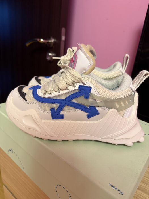 Vand adidasi  Off White Odsy  1000