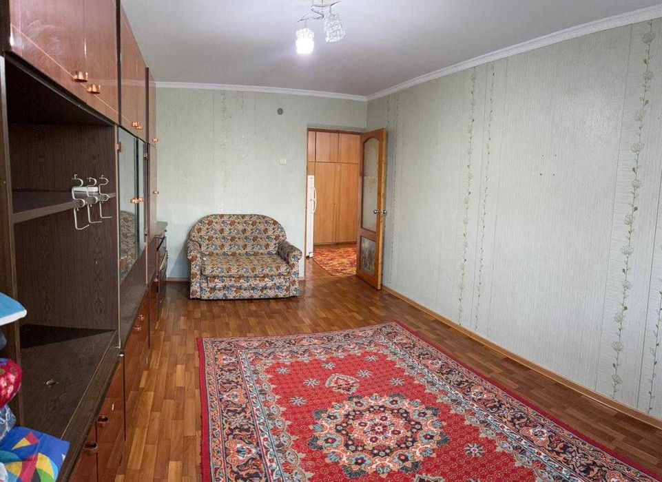 Продам 2х комнатную квартиру по ул.Кереева, рядом с "Отбасы Банком".