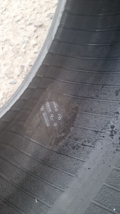 Продам шины зимние