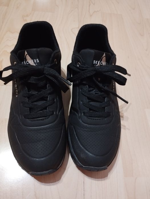 Маратонки Sketchers за момиче