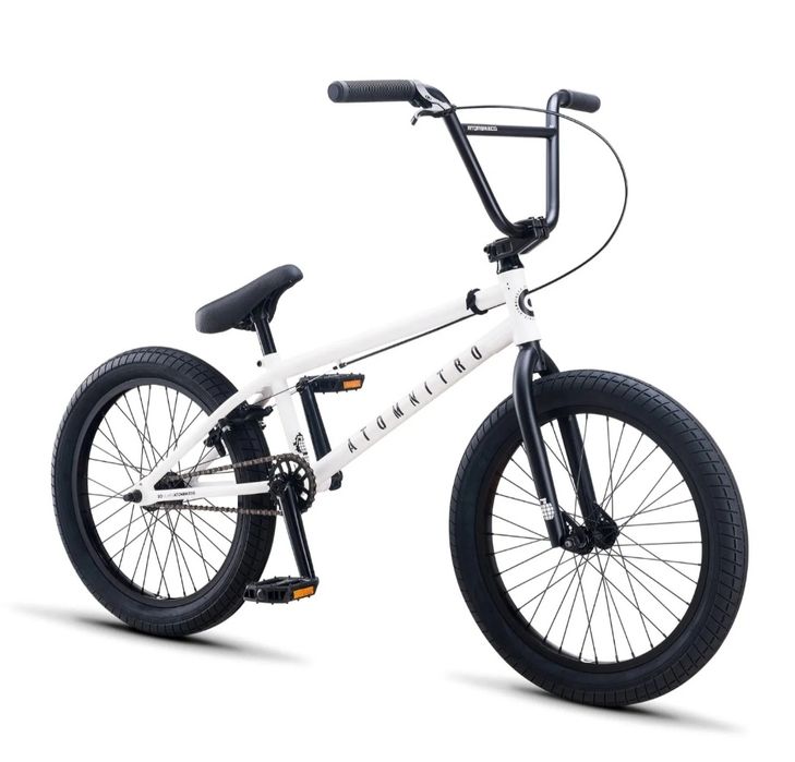 Продам бмх Atomnitro (Atombikeco)
Размер рамы 20,75.Размер колес 20.В