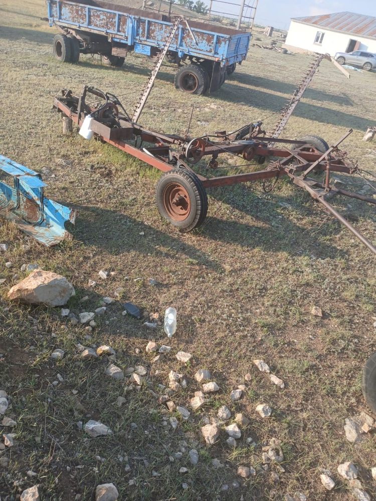 Продам трактор МТЗ-80 в отличном состоянии+прицеп+косилка двухбруска!