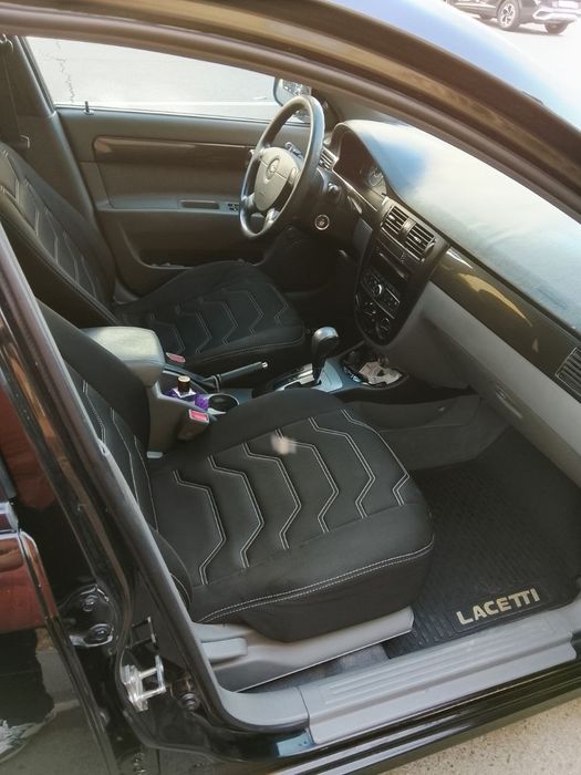 Продам автомобиль Chevrolet Gentra