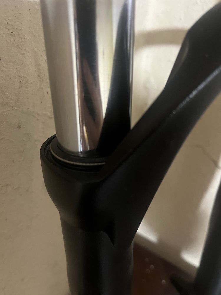 Вилка за велосипед Rock shox domain rc 160mm