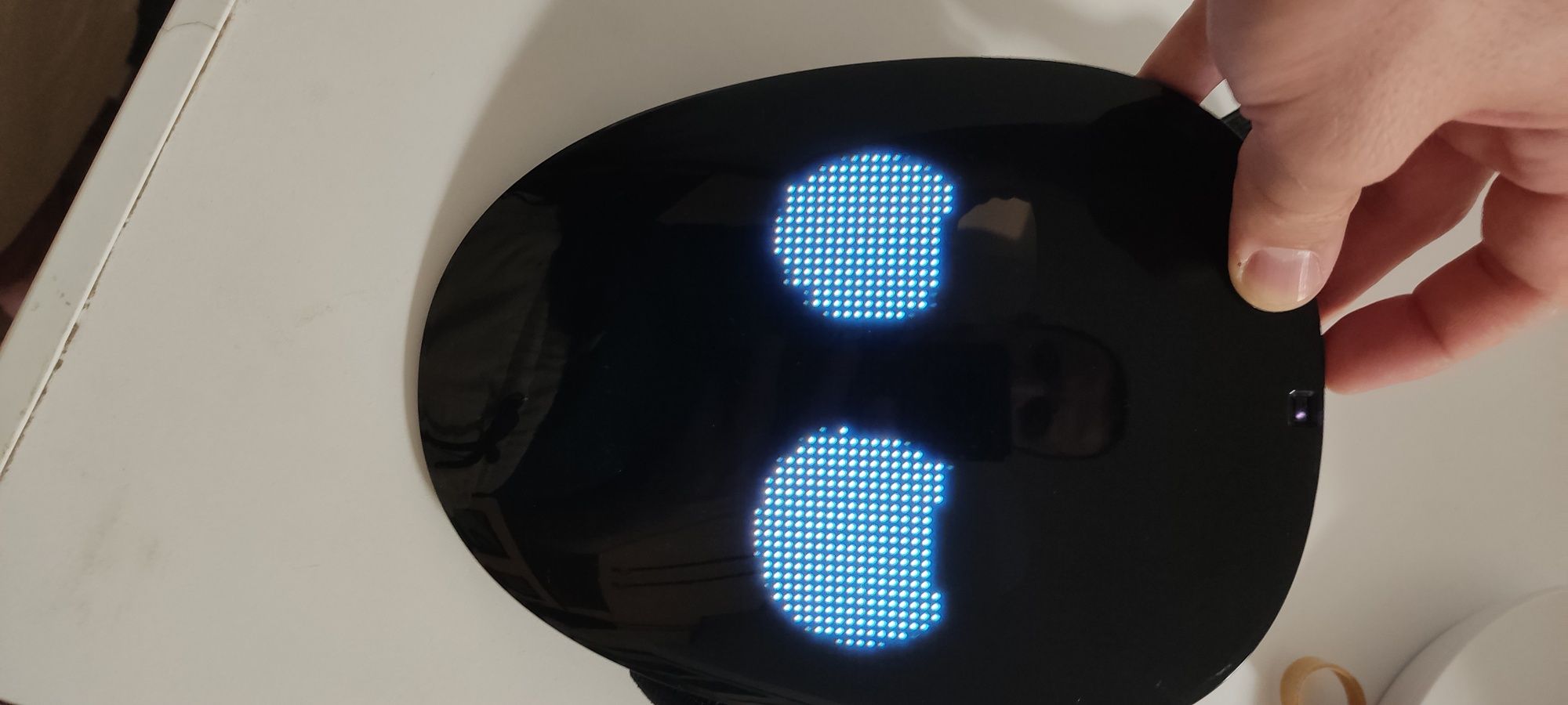 Halloween rgb art led маска с вградени анимации.