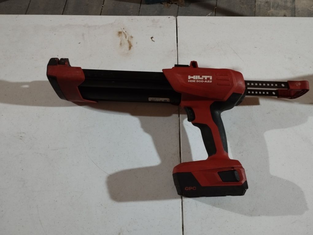 Pistol silicon hilti