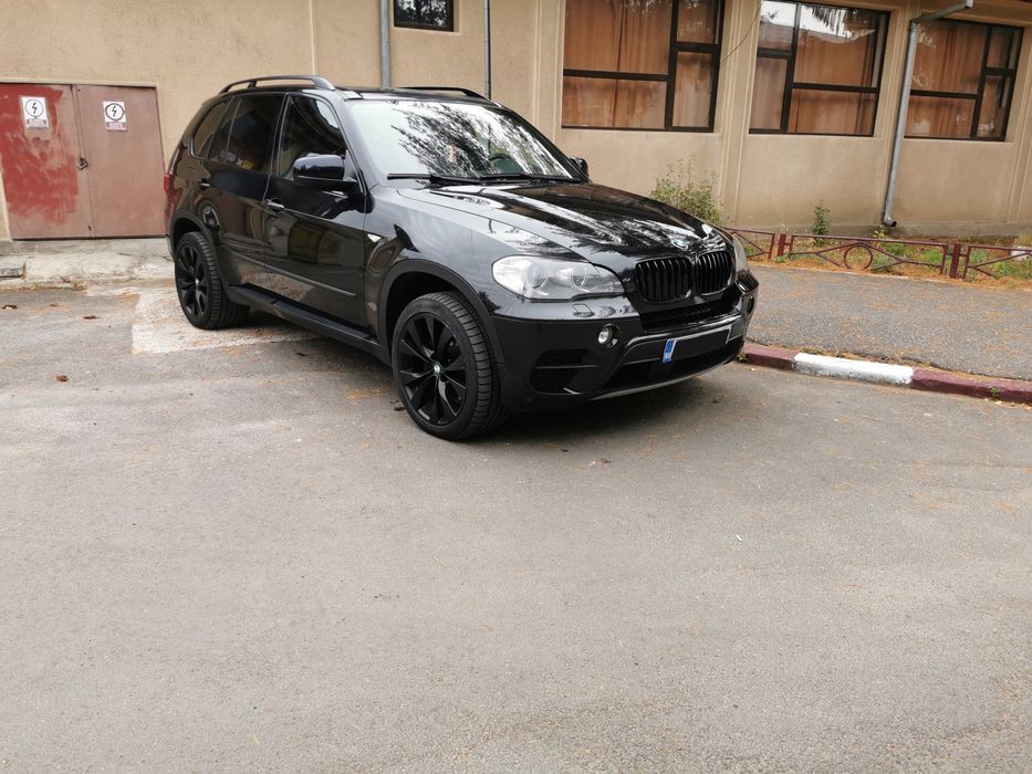 BMW  X5  / Euro 5 / 2011 / 3.0D / Panoramic / Full Option  /  Variante