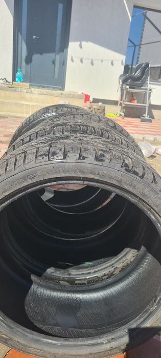 Vând cauciucuri M+S