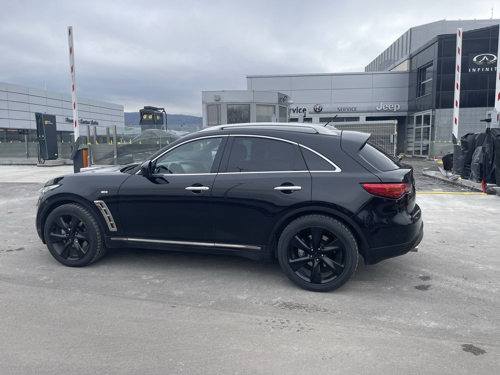 Infiniti Fx30S 3.0V6 238hp 600nm