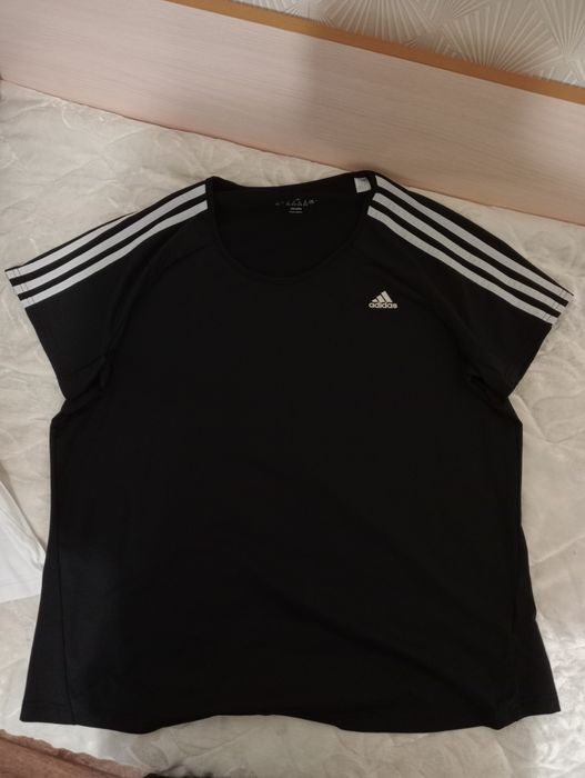Футболка  Адидас