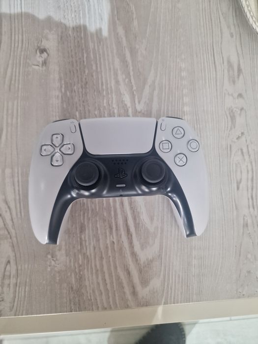 Vand contrloller ps5 ca nou