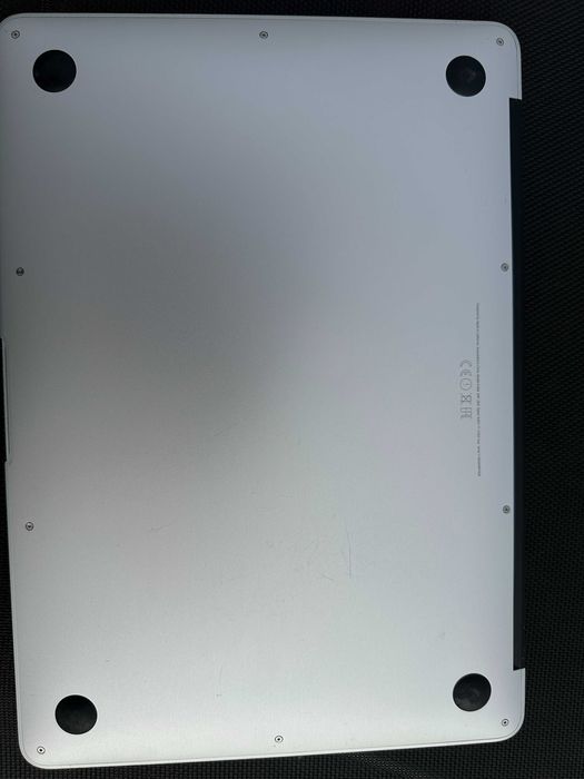 Vand Macbook air 2015 !