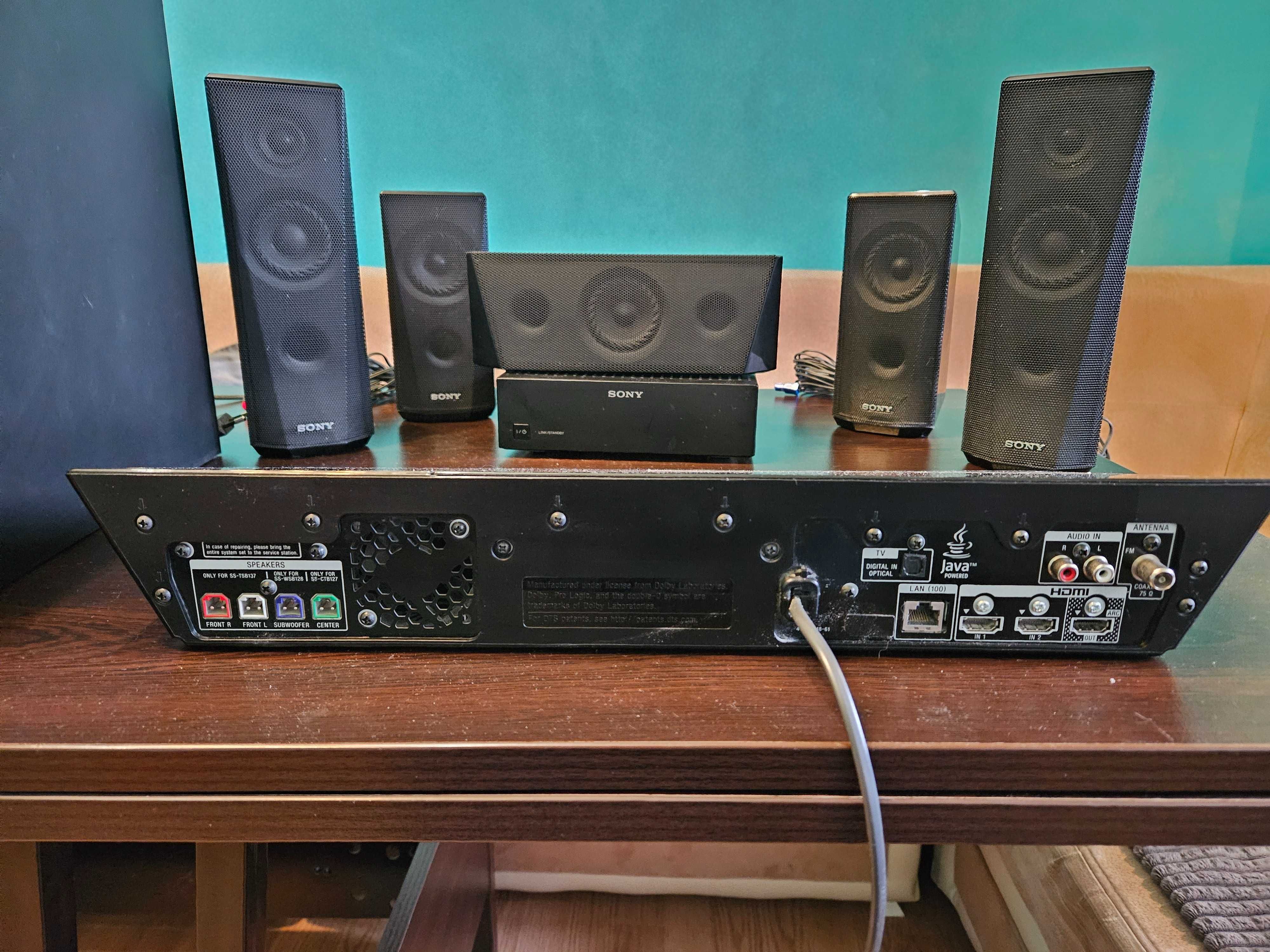 Продавам домашно кино SONY BDV-N5200W.
