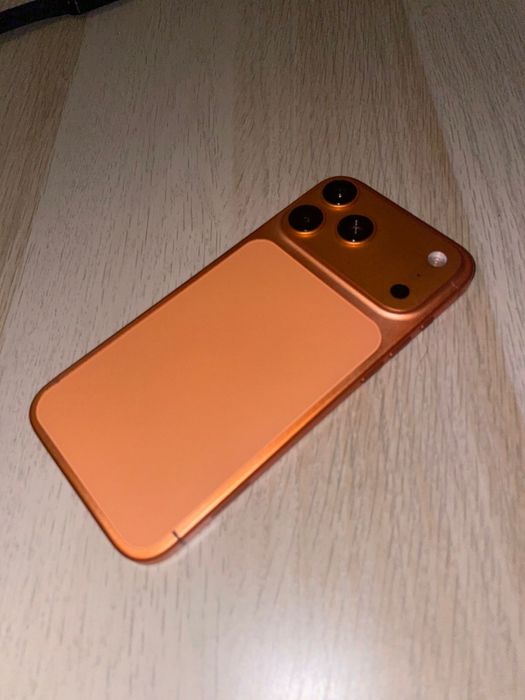 Iphone 17 pro max 1T!  Fake