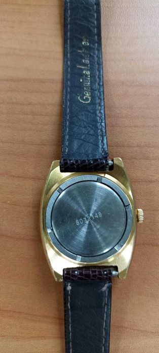 Механичен ръчнонавиващ се часовник "Luch"