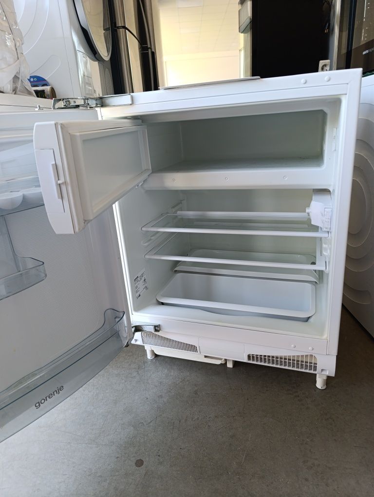 Хладилник и фризер за вграждане Gorenje A++
