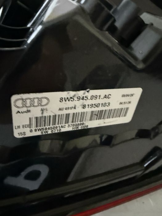 Стопове стоп Audi A4 B9 facelift Ауди А4 Б8 Европейски с жълт мигач