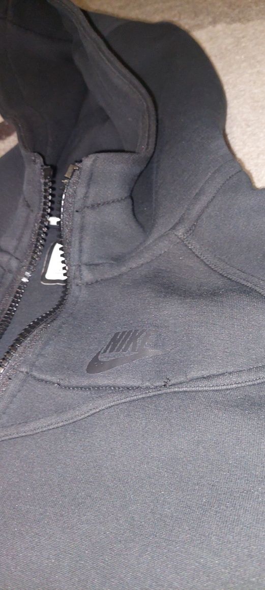 Nike tech fleece горнище