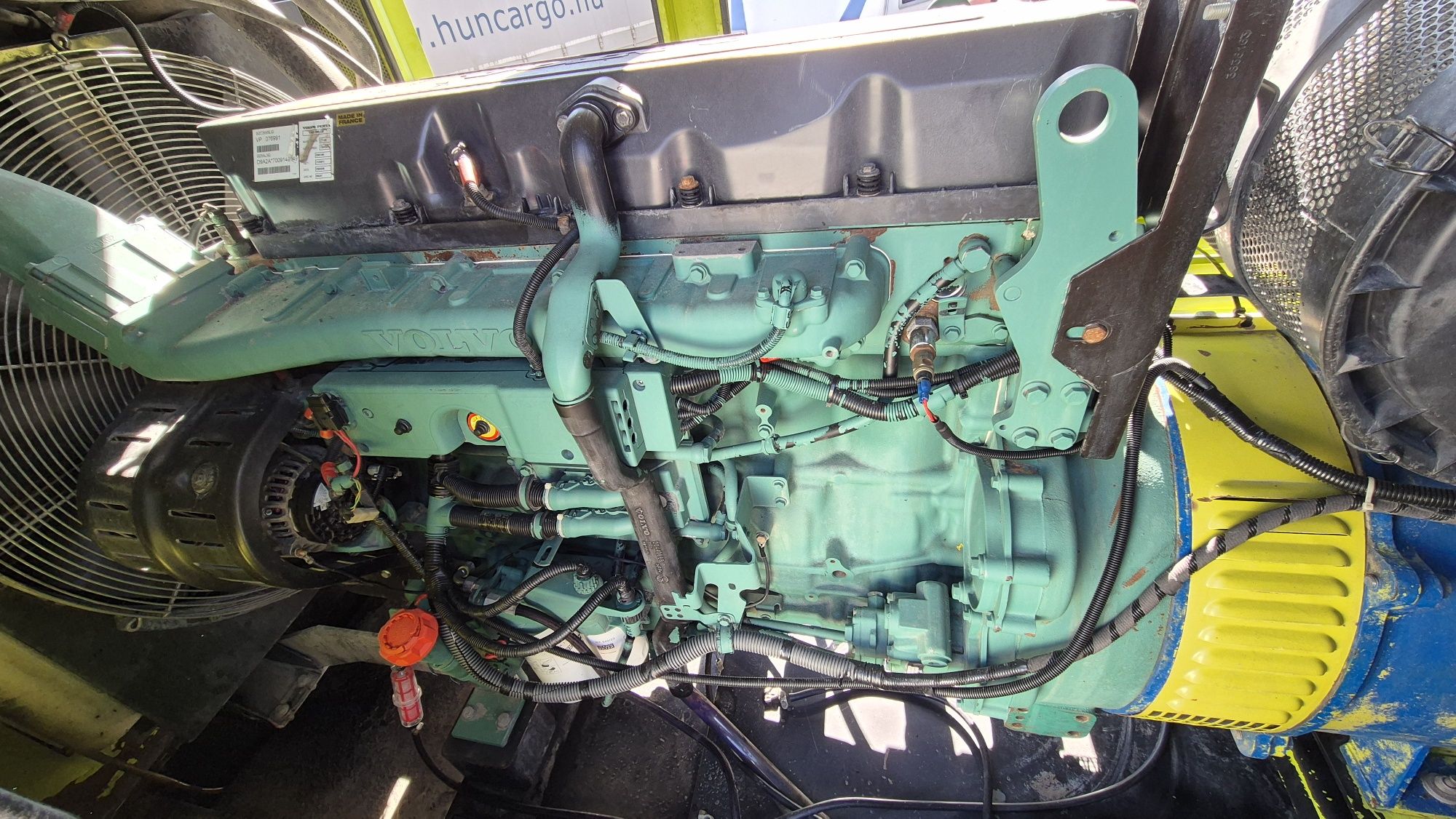 Vand Generator 300 kVA cu motor Volvo pe autocamion 7,5 tone