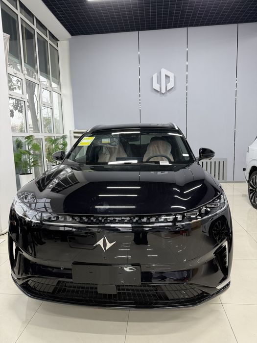 Dongfeng EP008 restayling parog bonusiga