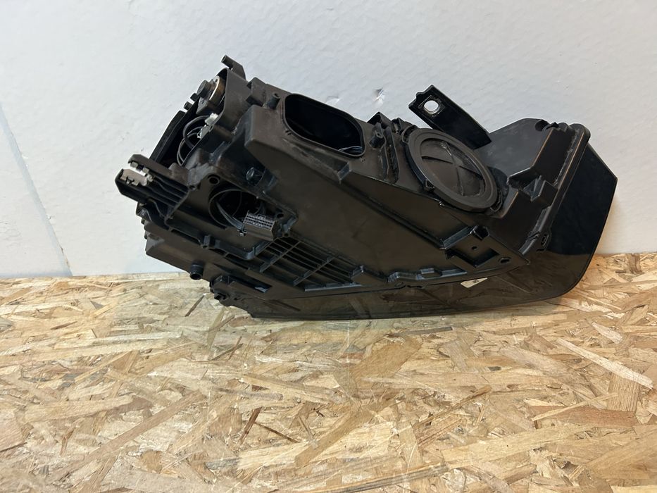 Far Faruri Audi Q3 facelift bi xenon 8U0941005C