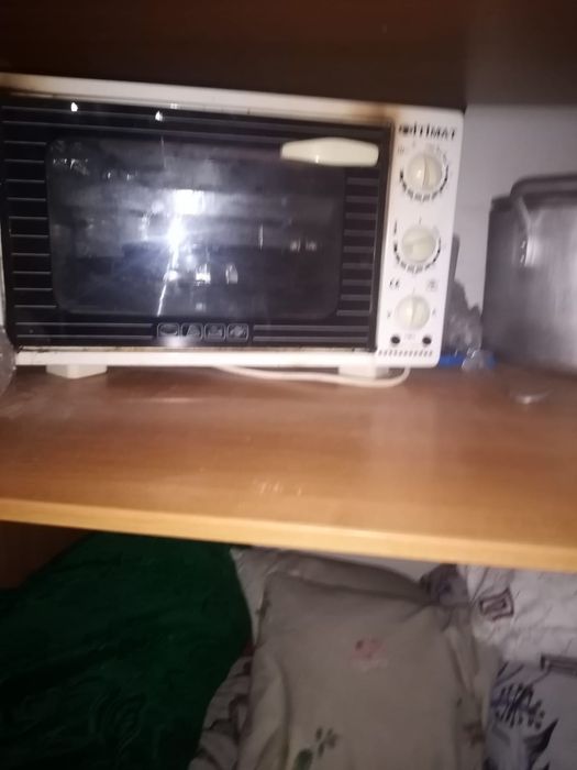 Продам электрическую печку в хорошем состоянии